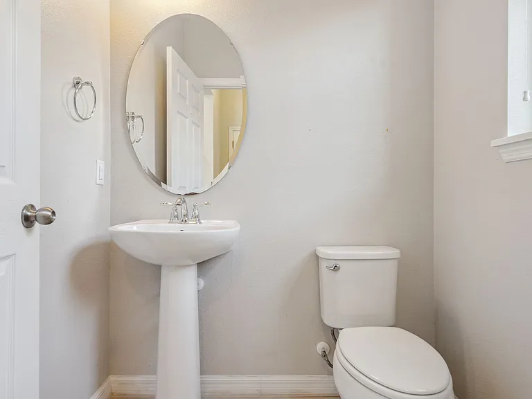 3134 Hurston Watch Ln — Photo 4