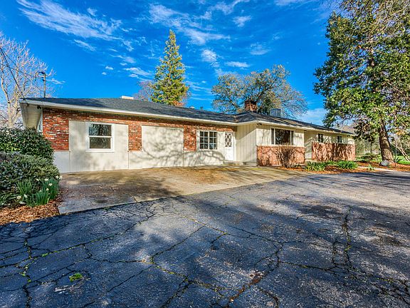 2nd image of 20276 River Valley Dr
