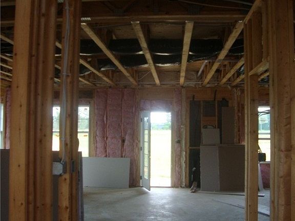 5th image of 5216 Thruway #52