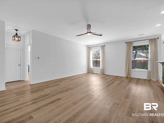 5th image of 1228 Pencarro Blvd