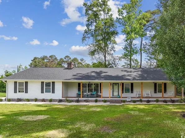 206 Country Club Dr., Conway, SC 29526