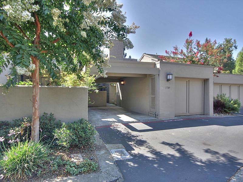 1st image of 1703 Cherryhills Ln