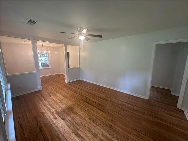 349 Laquita Dr SE — Photo 2