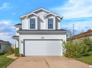 2319 W Miners Dr, Dunlap, IL 61525