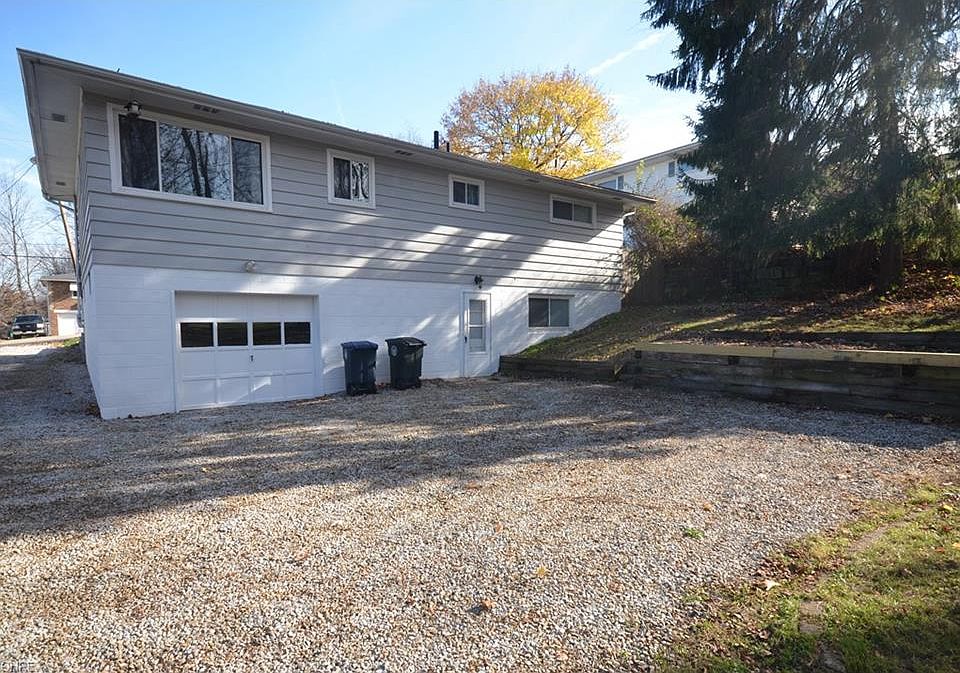 2nd image of 316 Hilbish Ave