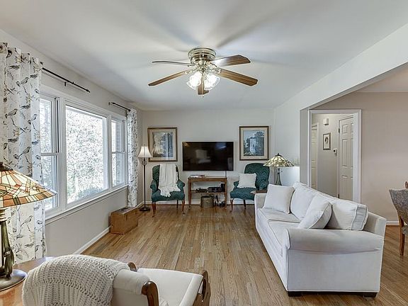 5th image of 1152 Piedmont Pl