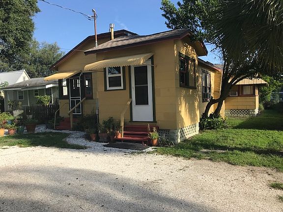 3rd image of 2820 9th Ave N