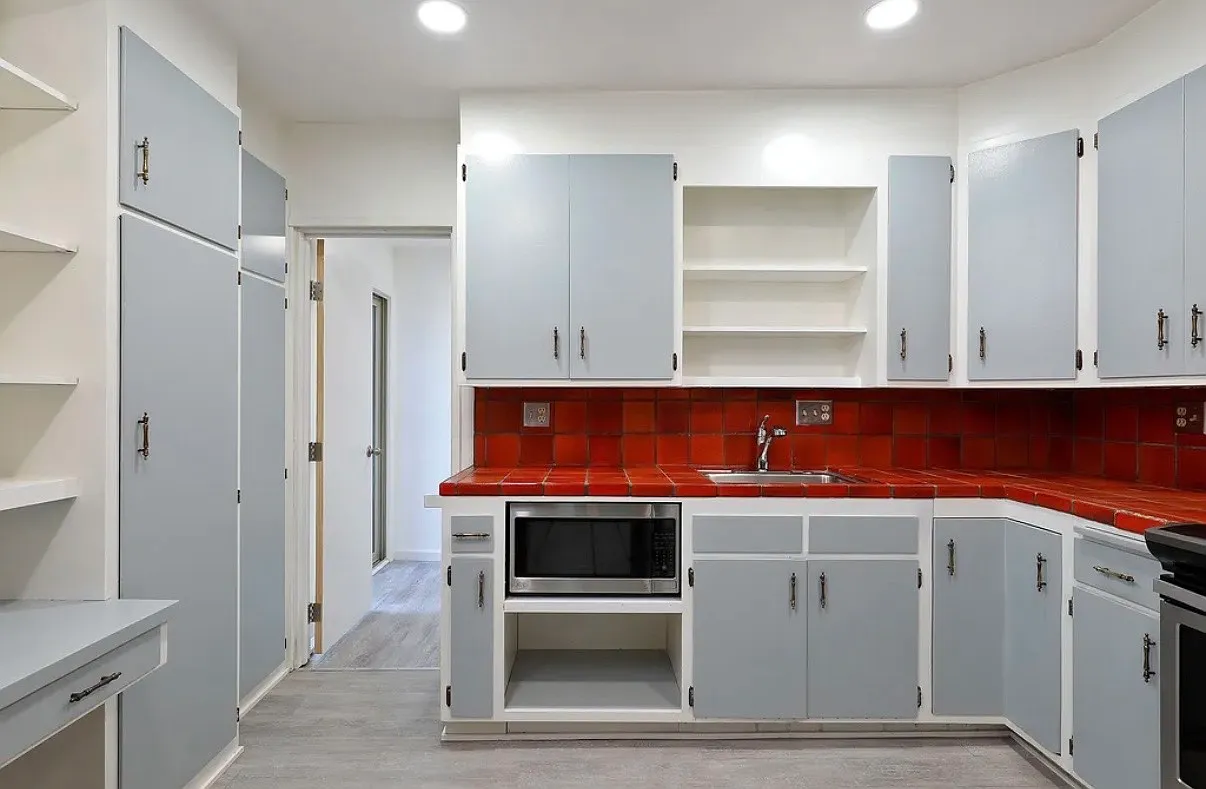 1 bed, 700 sqft, $2,900 — Photo 3