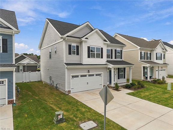 5th image of 933 Brenner Rd