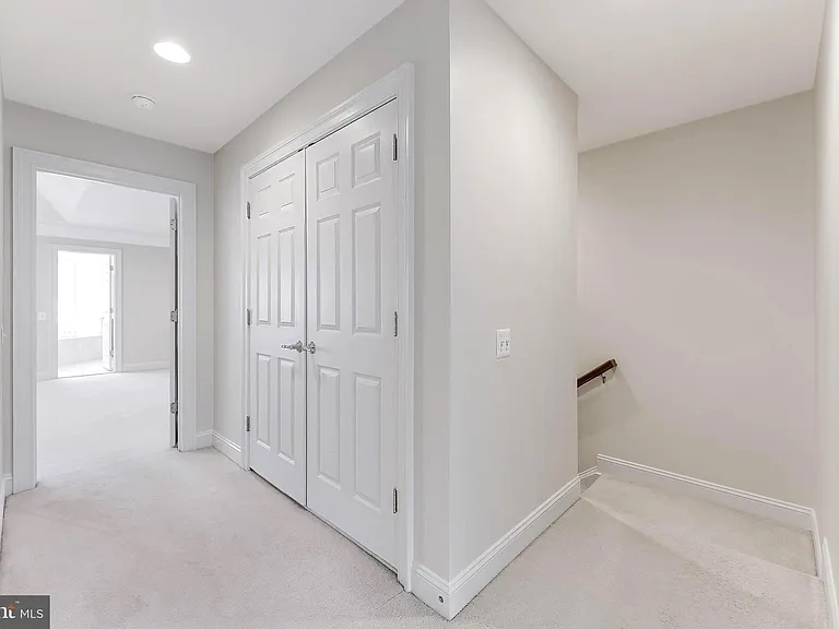 43583 White Cap Ter — Photo 25
