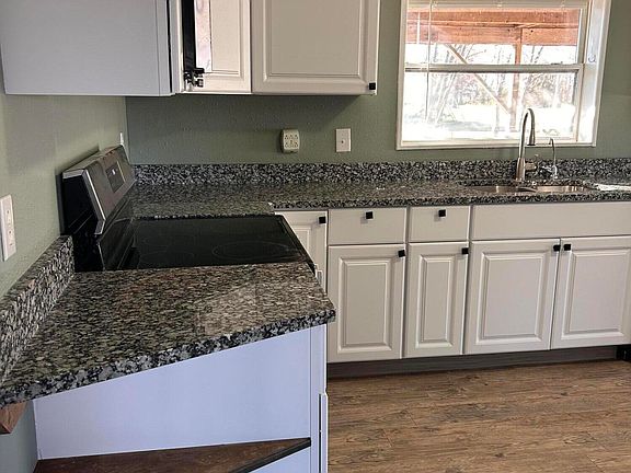 2nd image of 7649 County Road 303