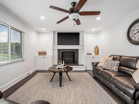 5th image of 1147 Stanhope Dr
