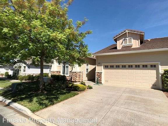 2nd image of 2027 Folle Blanche Dr