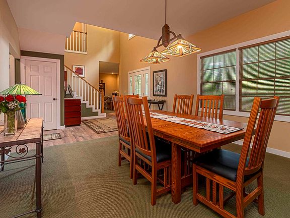 5th image of 1127 Cedar Ridge Dr