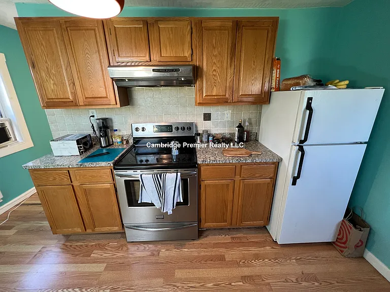 1105 Cambridge St #3A — Photo 6
