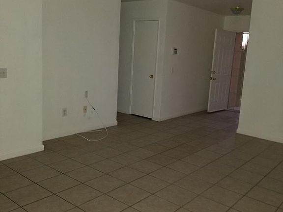 2nd image of 10250 Folsom Ct