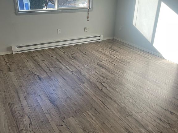 2nd image of 1825 W Pacific Ave #4