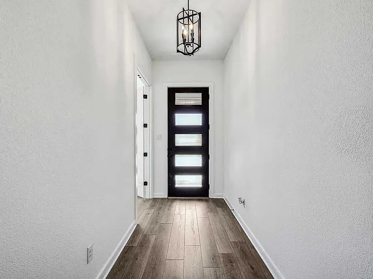 564 Biscayne Bay Bnd — Photo 20
