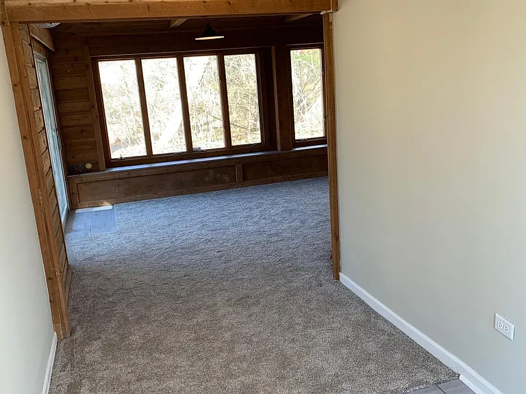 1111 Meadow Dr — Photo 17