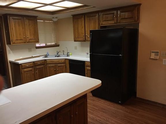 5th image of 6325 Westpark Dr