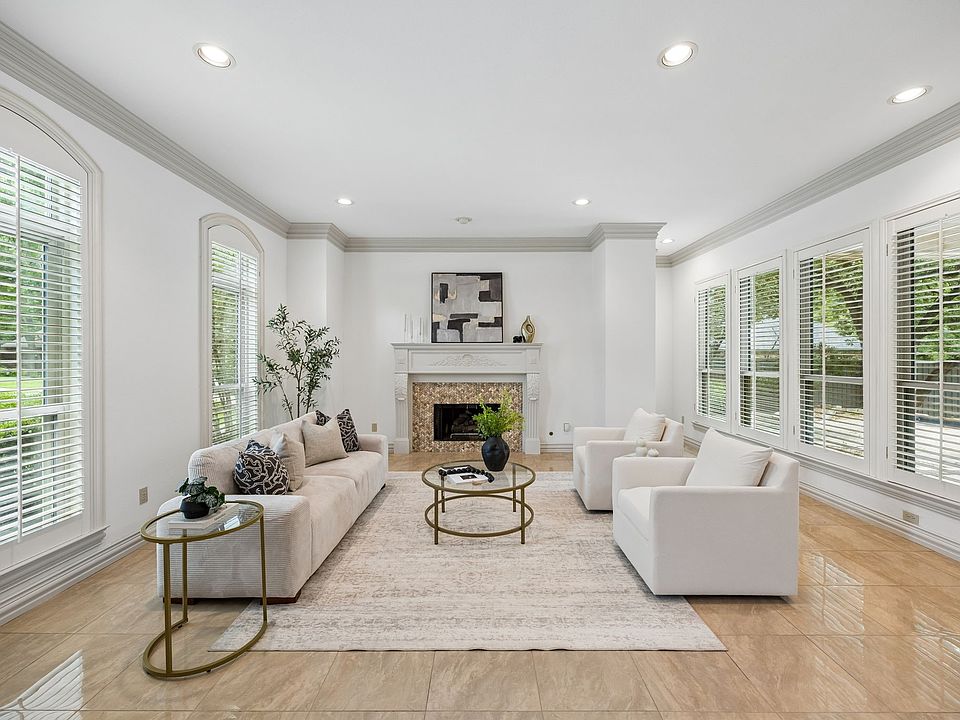 1st image of 480 Country Ln