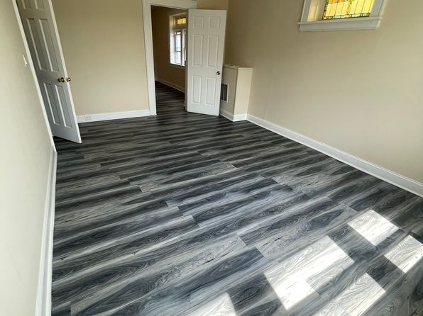 1727 Barnum Ave #2C