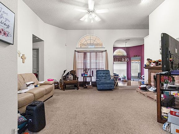 5th image of 926 Wintercrest Ct