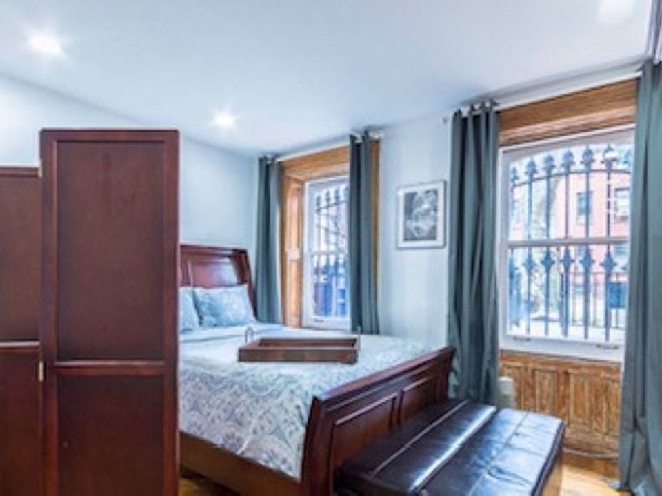 1st image of 397 Clermont Ave #1K
