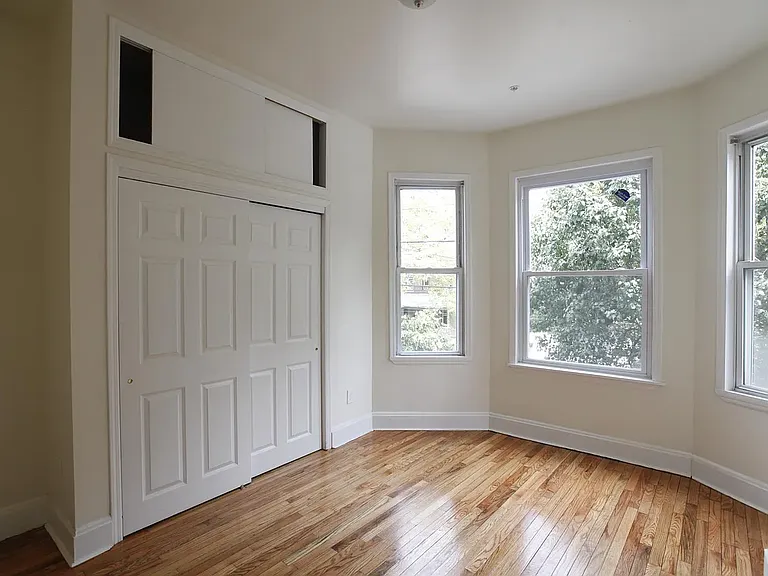 922 S 49th St #1 — Photo 3