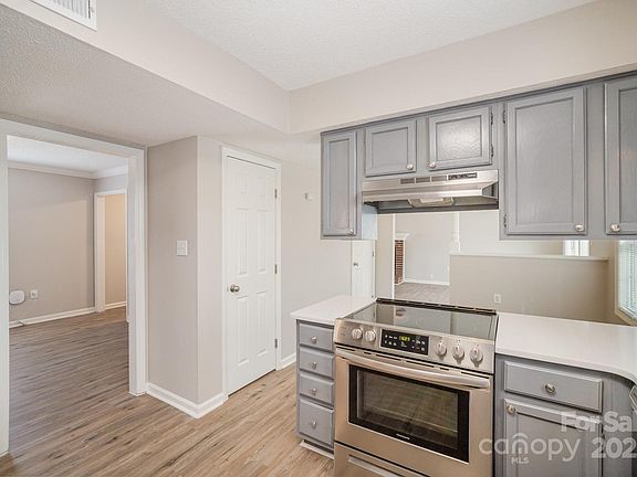 3rd image of 8137 Sheringham Way