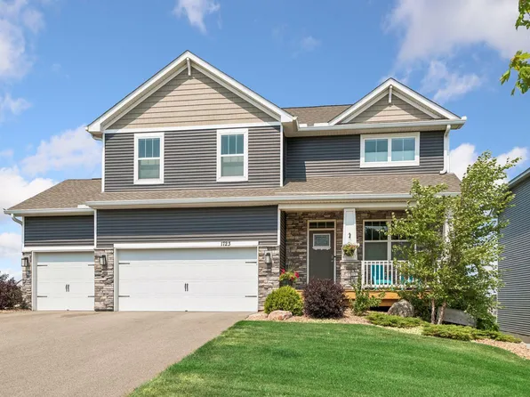 1723 August Dr, Shakopee, MN 55379