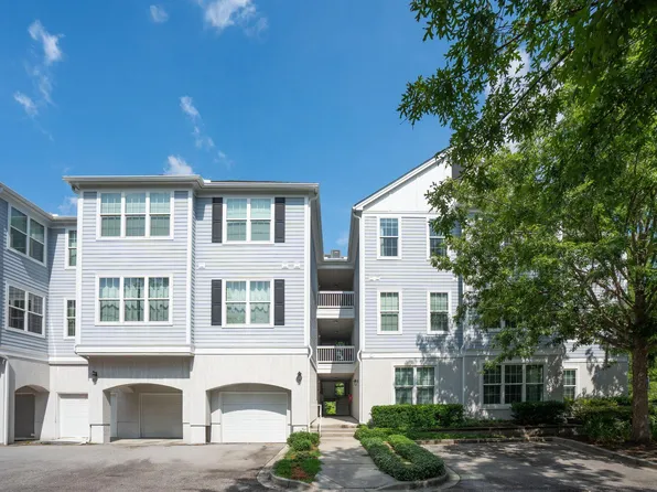 60 Fenwick Hall Aly APT 432, Johns Island, SC 29455