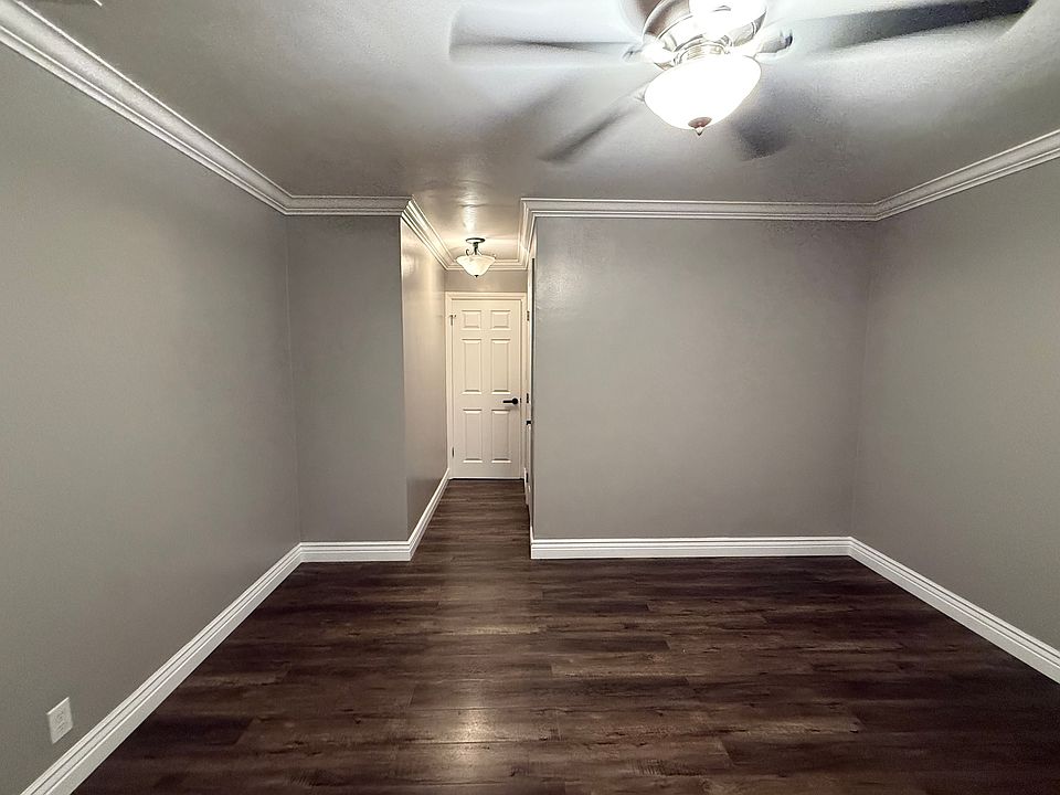 1st image of 1514 E Rowland Ave