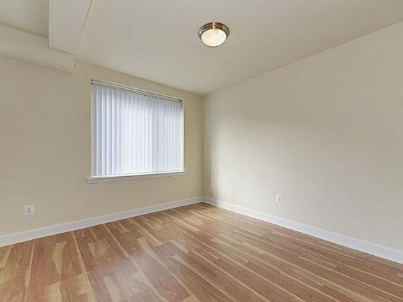 4th image of 5178-86 Eastern Ave NE #3BR1