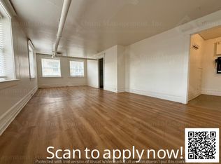 2260 NW Everett St APT 18, Portland, OR 97210