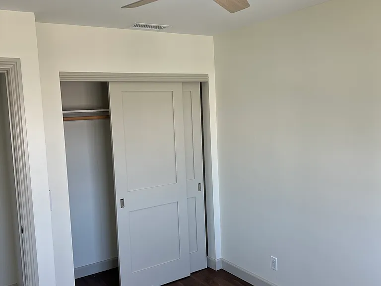 136 Magnolia St #B — Photo 3
