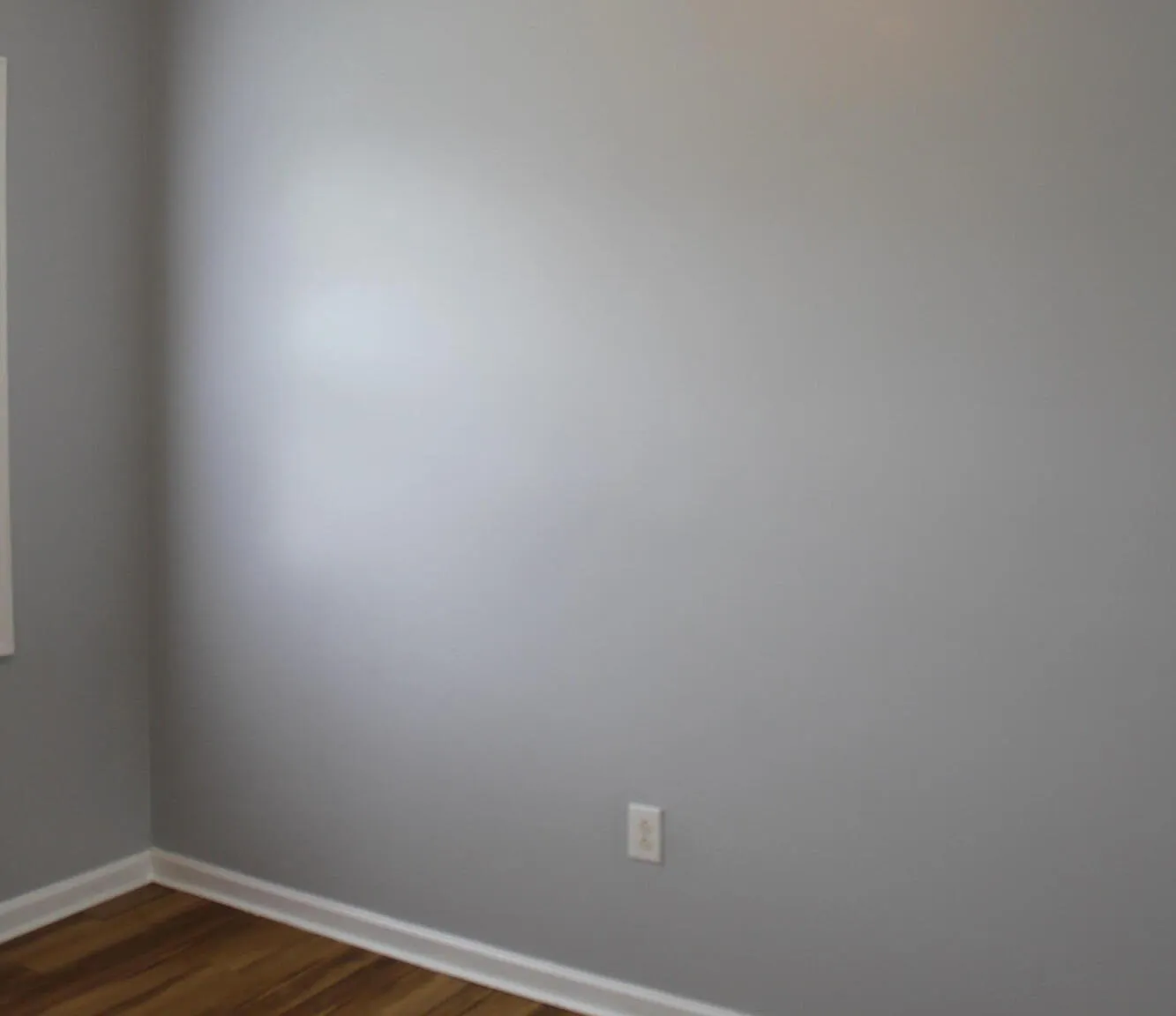 952 S Floyd St — Photo 2