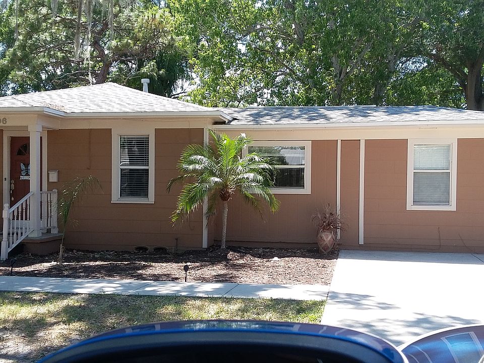 1st image of 706 S Crest Ave