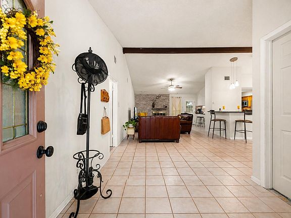 3rd image of 17411 Huntersglen Cir
