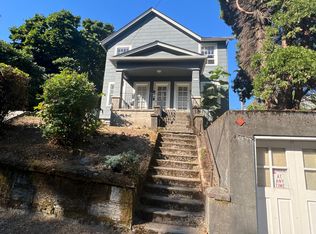 3915 SW Corbett Ave APT 1, Portland, OR 97239