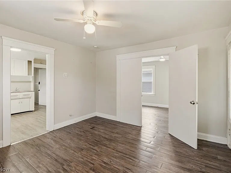 515 E 143rd St #UPSTAIRS — Photo 14