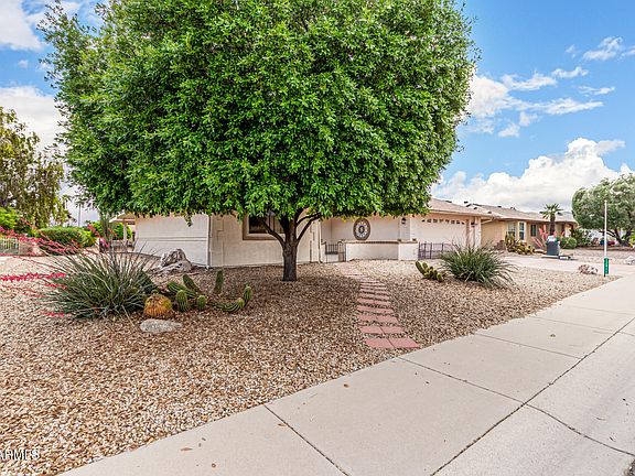 3rd image of 12911 W BLUE BONNET Drive