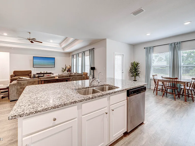 460 Albert Meadow Ln — Photo 12