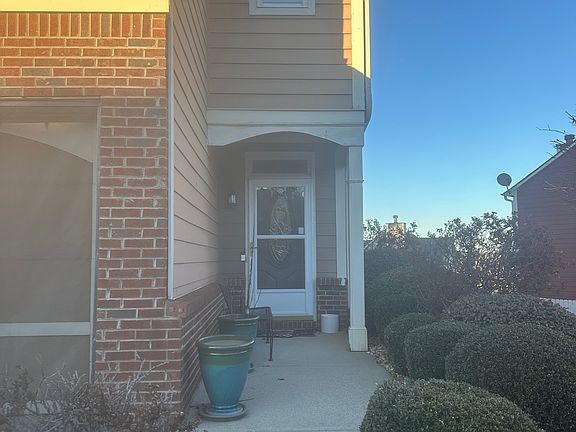 2nd image of 2251 Lily Valley Dr