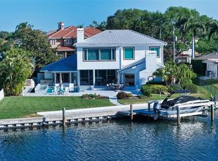 7689 Cove Ter, Sarasota, FL 34231