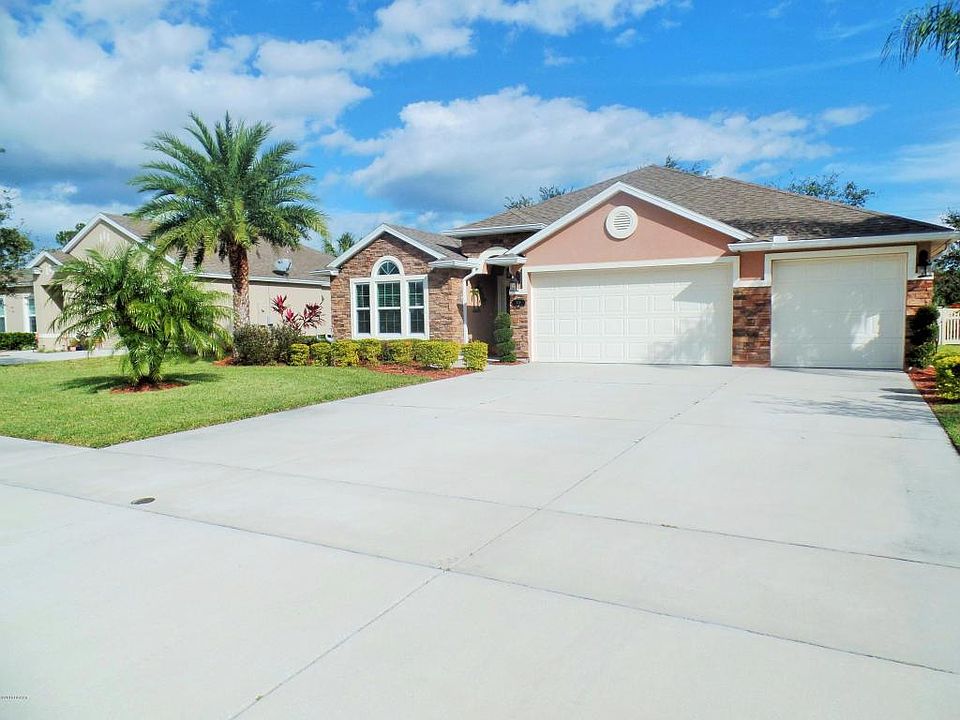 1st image of 715 Grape Ivy Ln