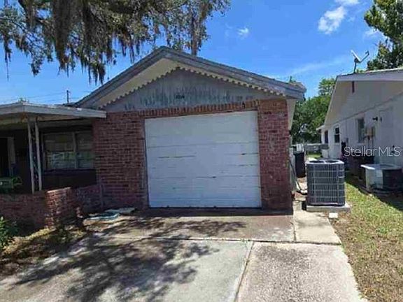 2nd image of 10914 QUEENS ROAD