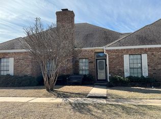 902 S Franklin Dr, Ardmore, OK 73401