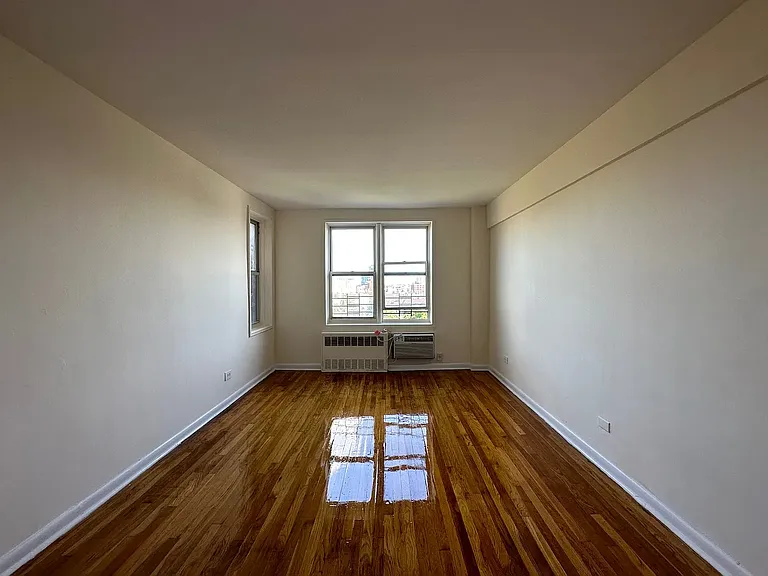 16420 Highland Ave #4G — Photo 8