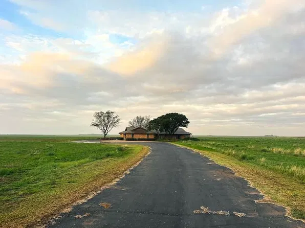 17810 Farm To Market Rd #179, Wolfforth, TX 79382